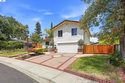 104 Scarboro Pl photo 2