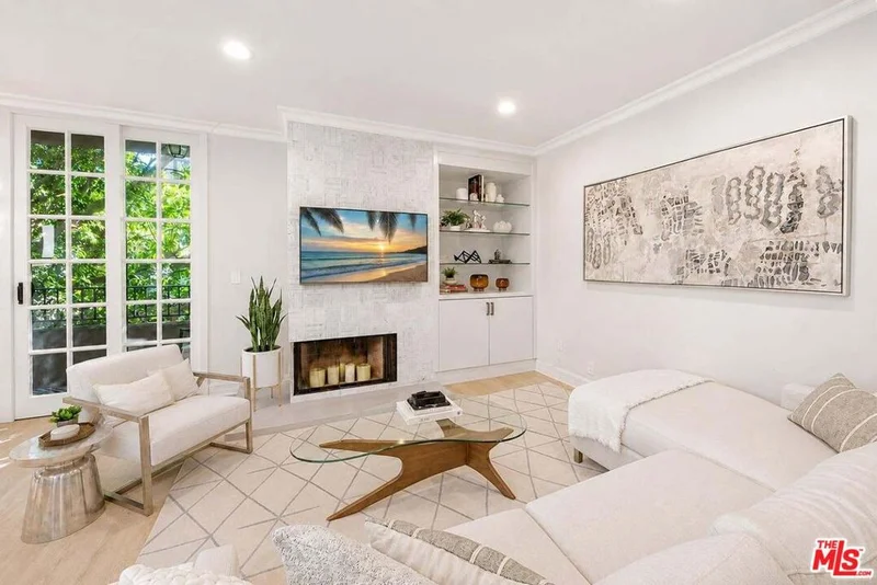 412 Arnaz Drive 7, Los Angeles, CA 90048