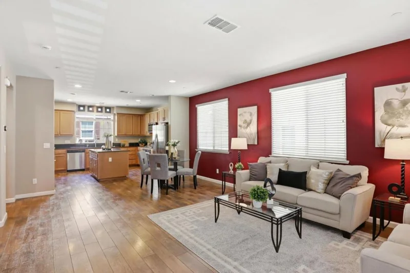 57 Regency Place