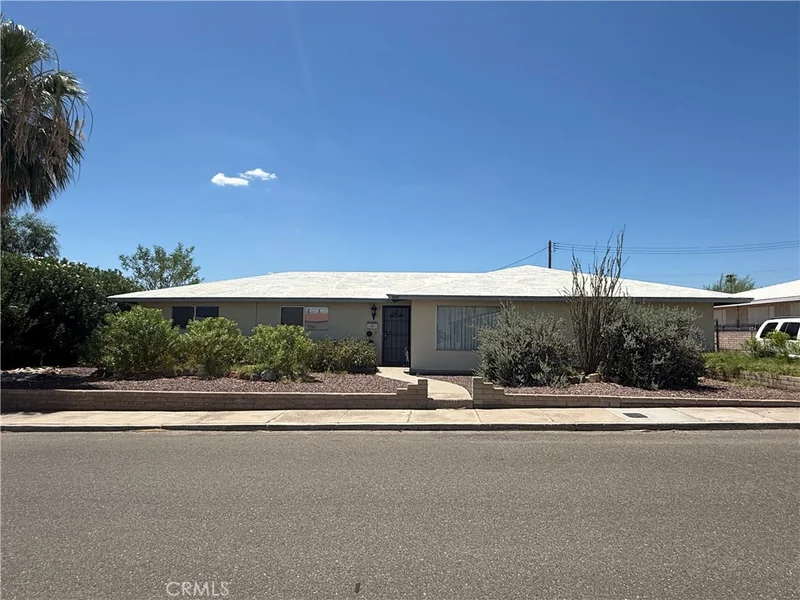 1611 Collins