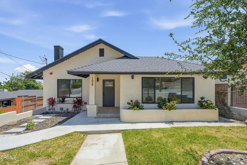 108 E Grandview Avenue