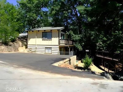 2367 Deep Creek photo 2