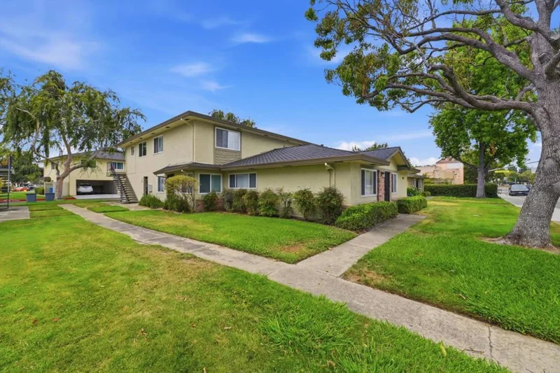 Photo 2 of 34709 Alvarado Niles Road 4