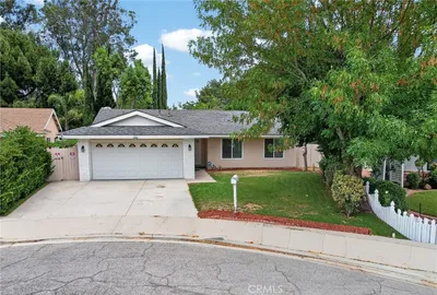 24441 Denise Pl photo 2
