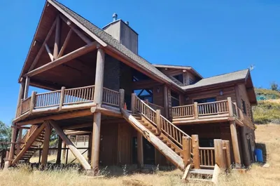 1410 W State Highway 20