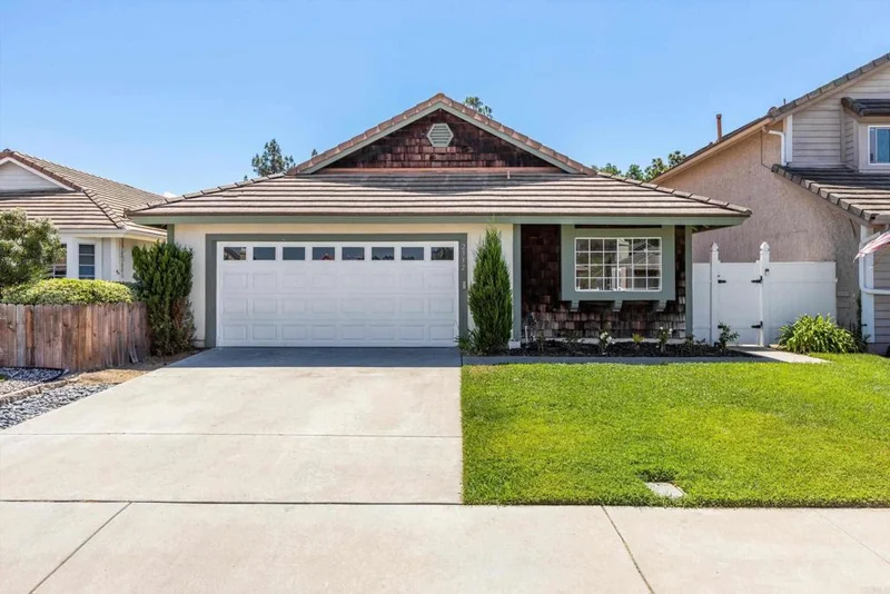 2332 Briarwood Place