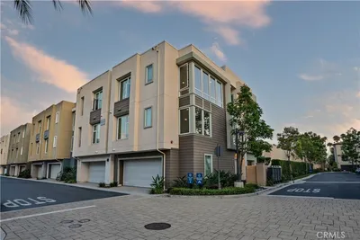 2765 Doheny