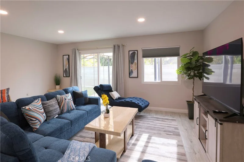 6548 Sequoia Drive