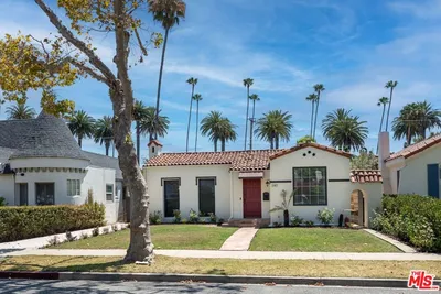 340 S Maple Drive
