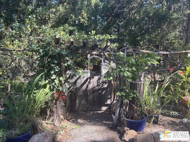 55050 Daryll Road, Idyllwild, CA 92549