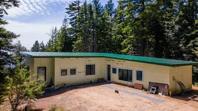 33651 Carson Hill Road photo 2