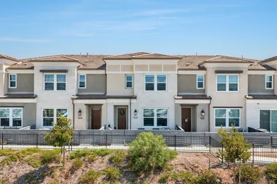 1202 Sunrise View 103