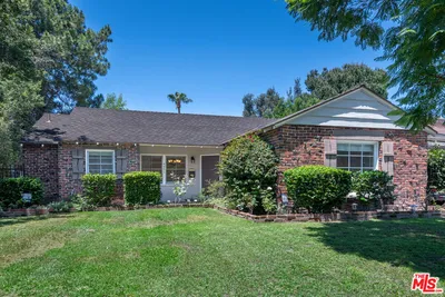 4421 Strohm Avenue photo 2