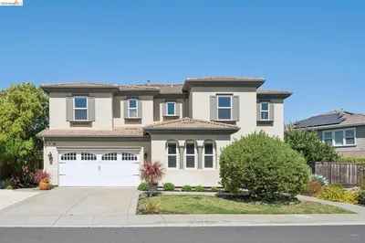 661 Stoneman Ct
