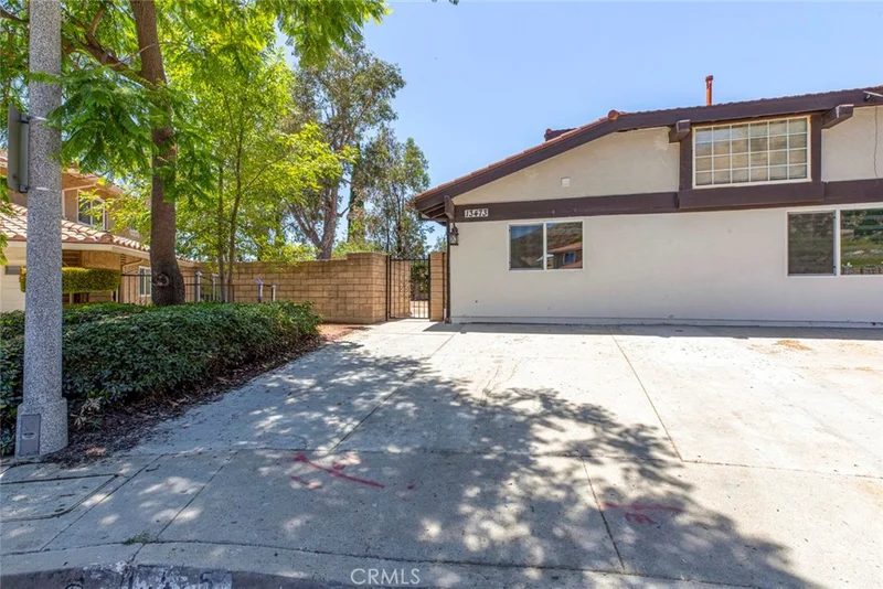 13473 Mission Tierra Way