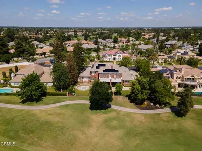 2300 Weybridge Drive photo 2