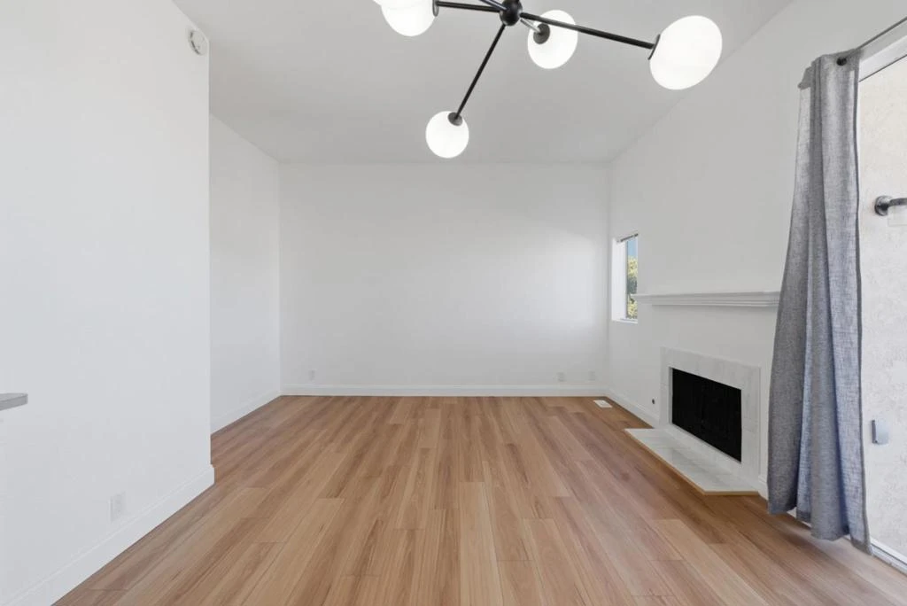 Interior 3