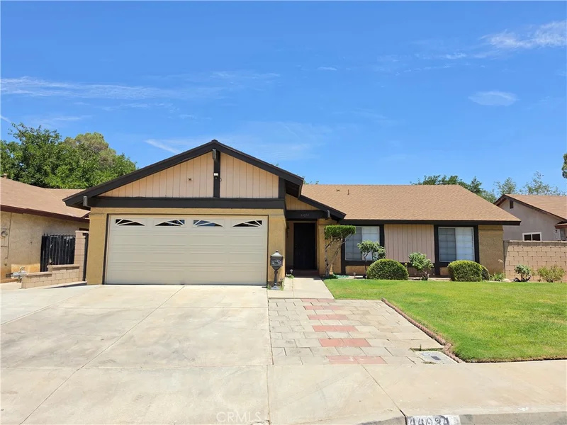 44034 4th E