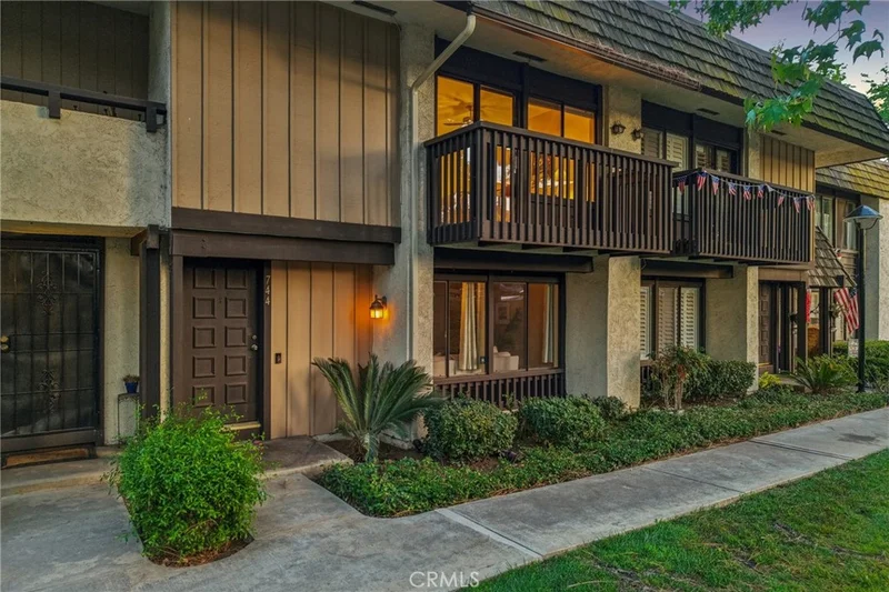 744 Smokewood Lane