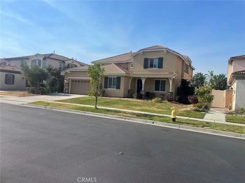 13223 Stanton photo 2