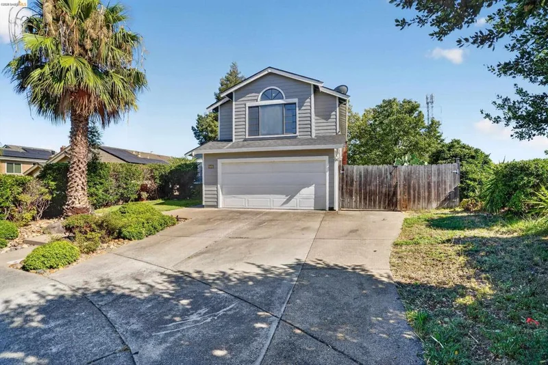 2717 Lobelia Ct photo 2