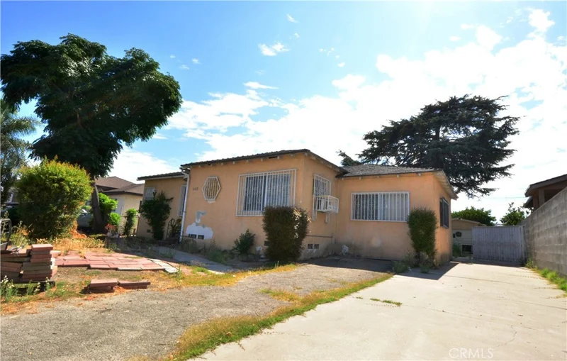 6421 Radford