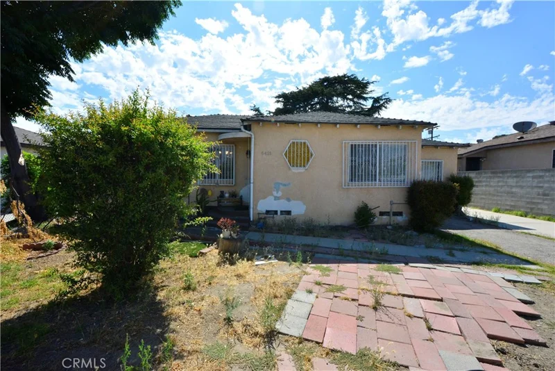 6421 Radford photo 2