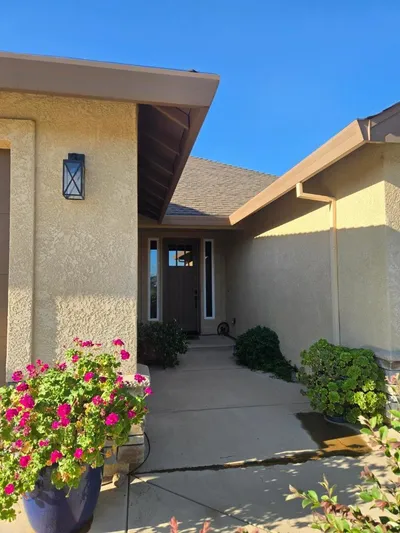 3577 Laver Street photo 2