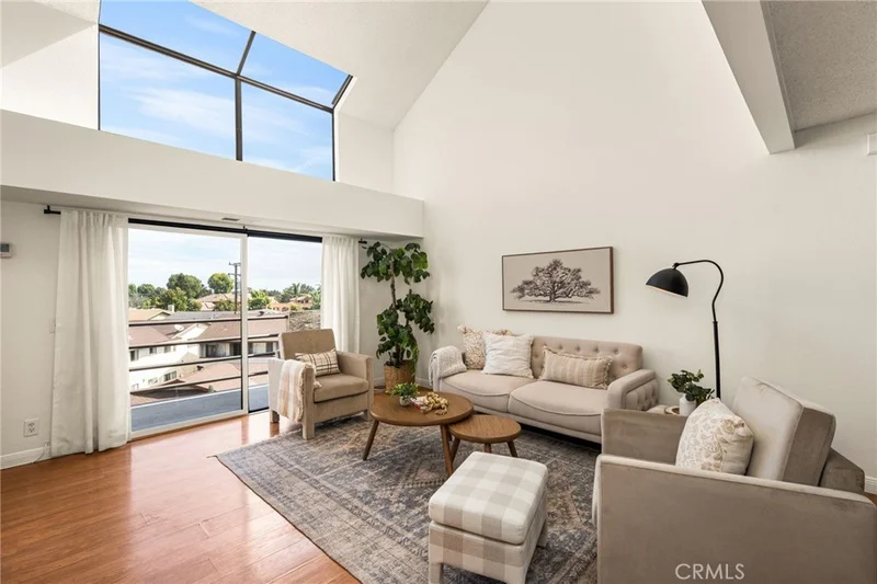 4144 E Mendez 214, Long Beach, CA 90815