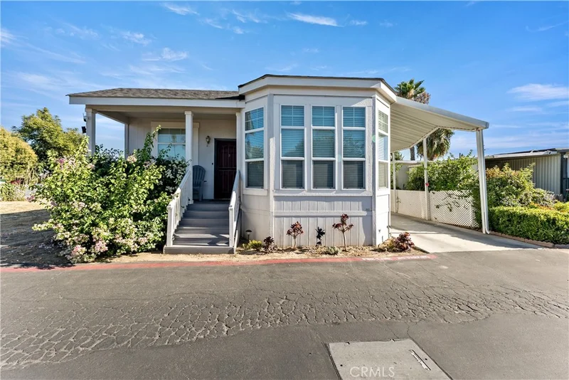 Photo 2 of 1272 Villa Spc 76