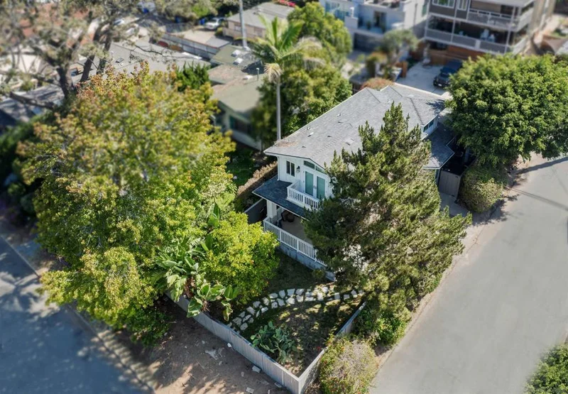 2287 Manchester Ave.