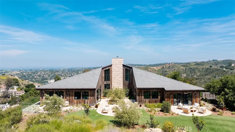 3121 Old Topanga Canyon photo 2