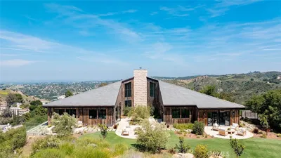 3121 Old Topanga Canyon photo 2