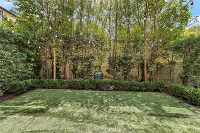 2046 Doheny Way photo 2