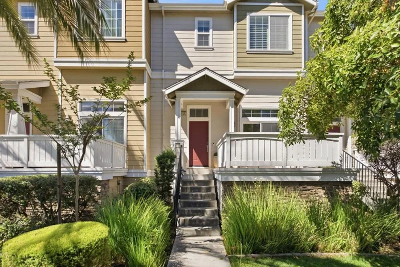 2859 Lavender Terrace