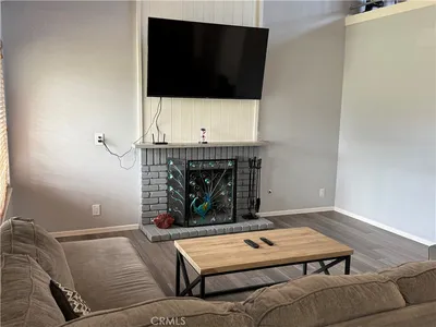 6756 Jasmine Court photo 2