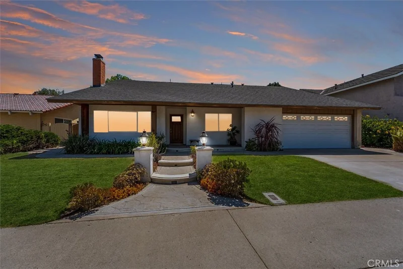 25422 Maximus, Mission Viejo, CA 92691