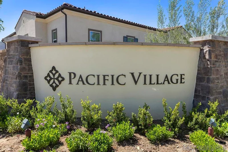 10836 Everly Way photo 2