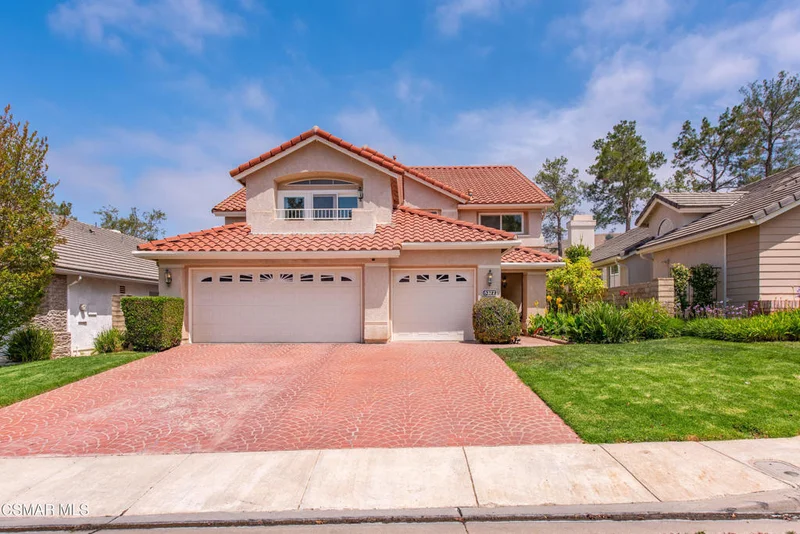 5377 Evanwood Avenue, Oak Park, CA 91377