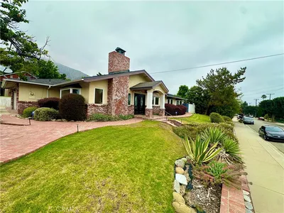 95 W Laurel
