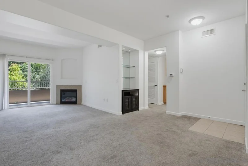 7647 Mission Gorge 19