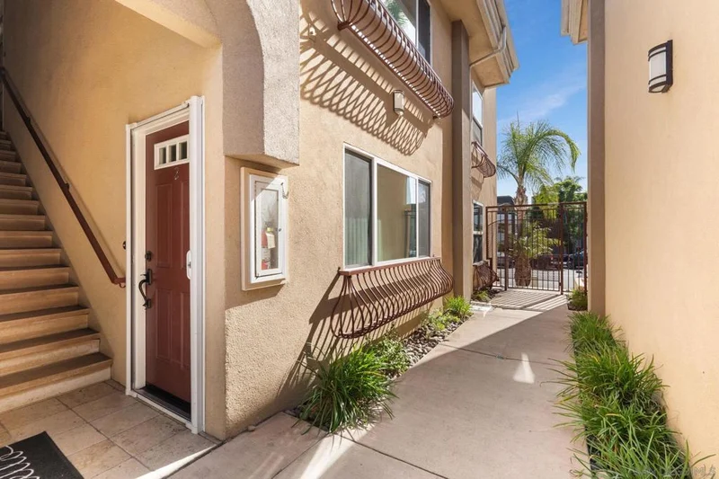 3993 Jewell C2 photo 2