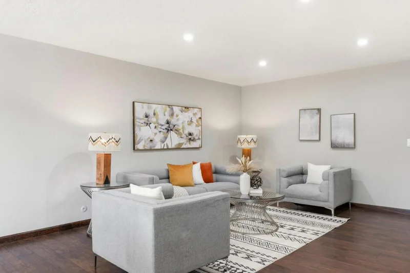Photo 2 of 1458 Hudson Street 116
