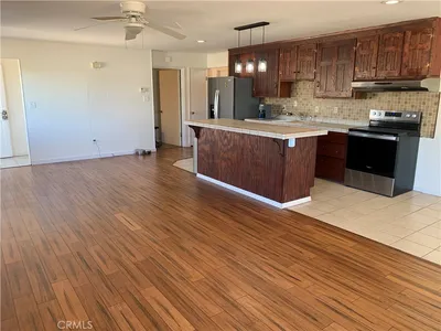 13649 Arrowhead Road photo 2