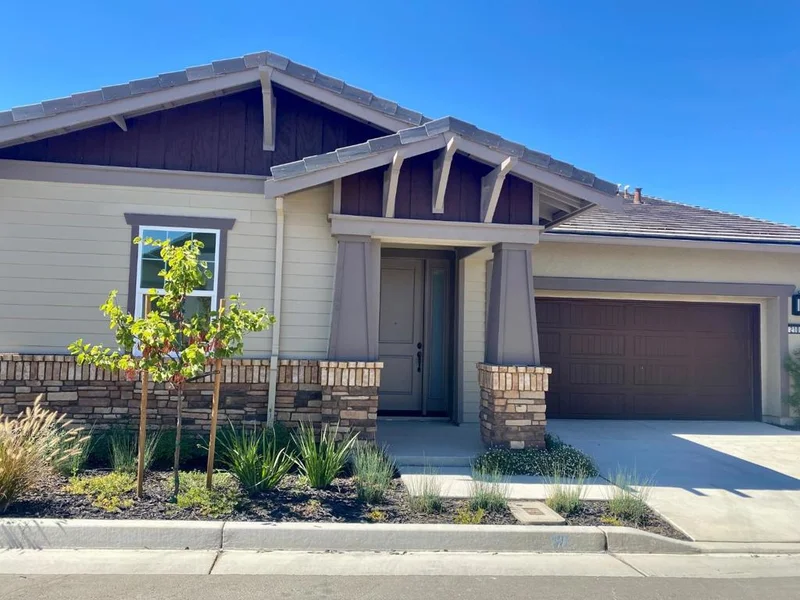2106 White Oak Drive