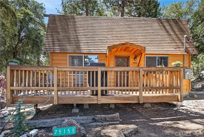 25151 Wrightwood