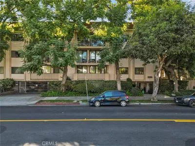 330 W California 316 photo 2