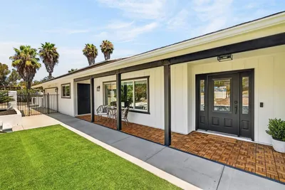 3227 Oleander Avenue