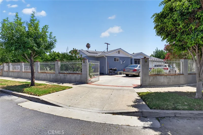14243 Community Street, Van Nuys, CA 91402