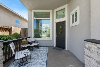 2716 Sequoia photo 2